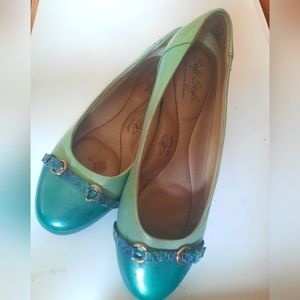 Dressy flats by Soft Style
